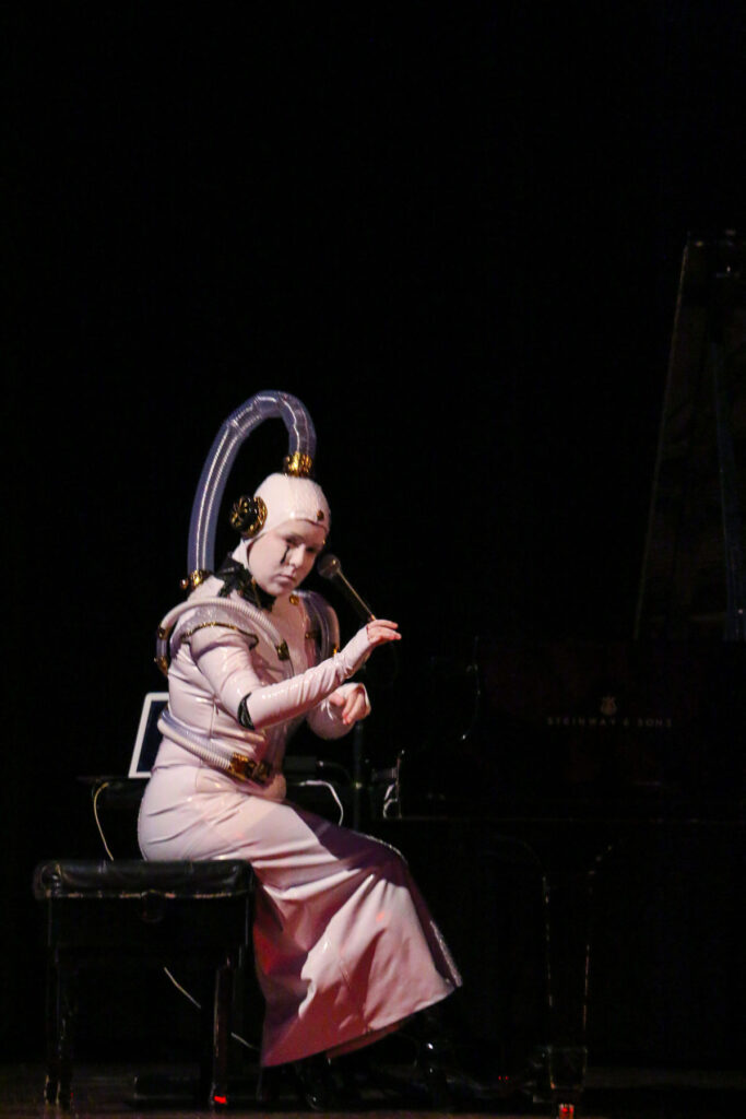 14_-Ida-Ignjatovic_NEMOJ-DA-MI-POMAZES