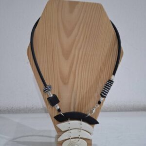 308a_Dara Njegovan Ilić_Ogrlica 01